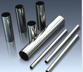 纯水输送为何首选不锈钢管道？探析其作为理想工程材料的卓越优势