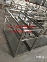 中山市粤龙广告展示架制品厂 专业打造卓越展示空间与不锈钢工程解决方案